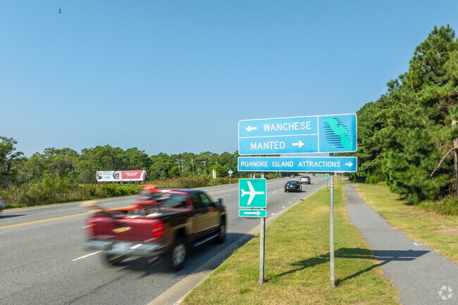 Wanchese is close to the town of Manteo, where more shopping and dining can be found.