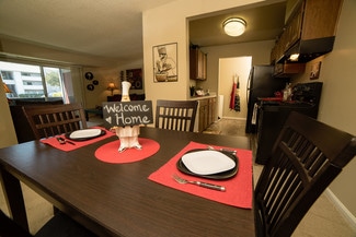 1105 Merchants Ct, Chesapeake, VA 23320