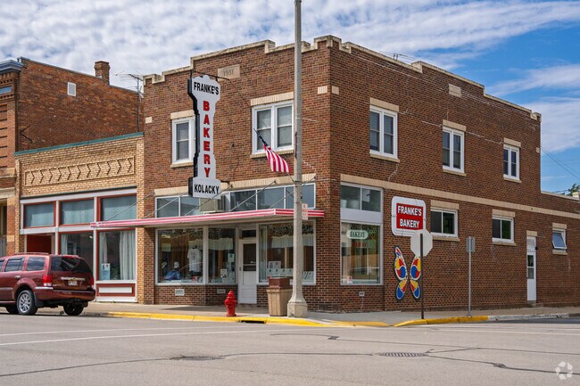 For a sweet taste of home & Czech baking in Minnesota's heartland, head to Franke's, where they make kolacky, rolls, breads, buns and cookies from scratch.
