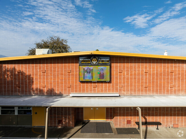 Monte Vista Elementary School is located in West Covina , California.
