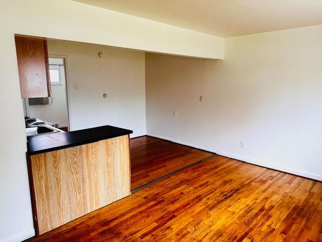 290 North Ave, Mount Clemens, MI 48043 - photo 4