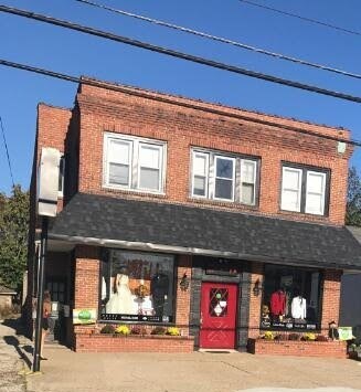 520 Cinnaminson Ave unit Apartment A, Palmyra, NJ 08065 - photo 2