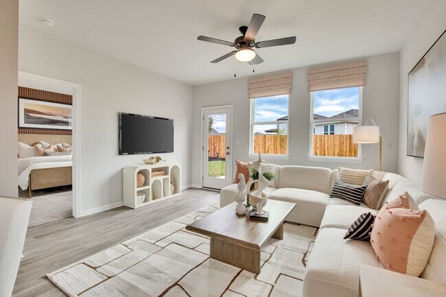 10606 Justify Ln, Buda, TX 78610 - photo 6