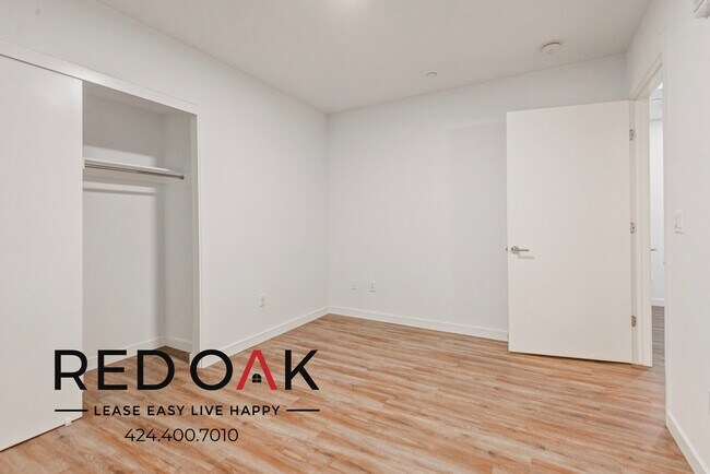 2409 Griffith Park Blvd unit 205, Los Angeles, CA 90039 - photo 5
