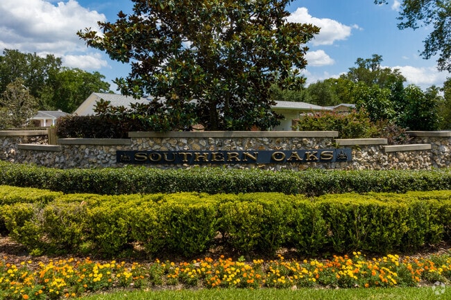 Southern Oaks residents are welcomed home with beautifully manicured signage and landscaping.
