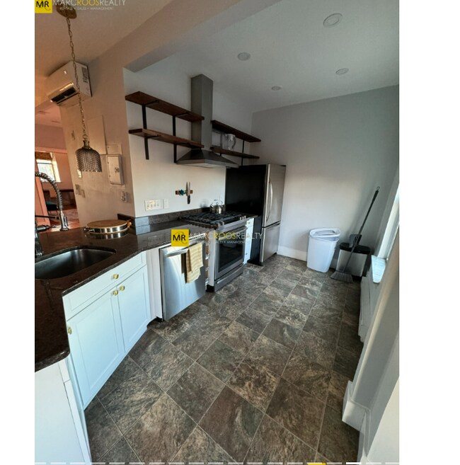 484 Columbus Ave unit 4, Boston, MA 02118 - photo 5