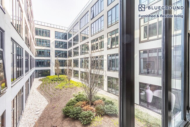 5050 N Broadway unit FL3-ID380, Chicago, IL 60640 - photo 4