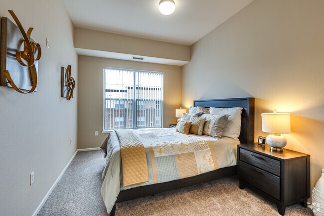 Graham Place Senior Living, Saint Paul, MN 55116 - photo 7