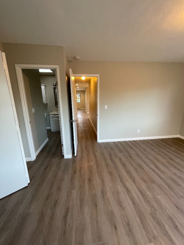 1304 Versailles Ave unit A, Alameda, CA 94501 - photo 3