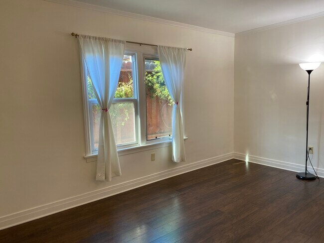 2323 Las Colinas Ave unit 2323 Las Colinas Ave, Los Angeles, CA 90041 - photo 7