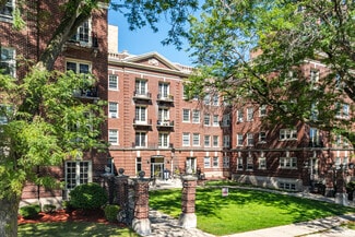 1943 N Summit Ave, Milwaukee, WI 53202