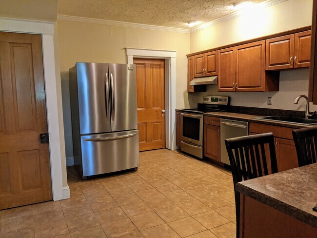 134 N George St unit 134 North George, Millersville, PA 17551 - photo 3