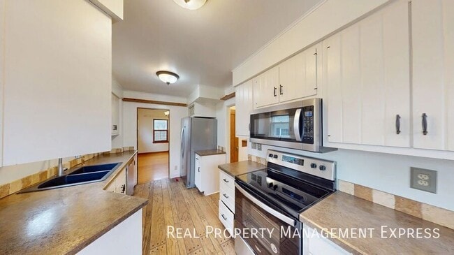 620 E Wiswall Place, Sioux Falls, SD 57105 - photo 3