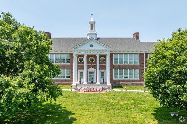 According to state test scores, 49% of Milton Elementary School students are at least proficient in math and 53% in reading.