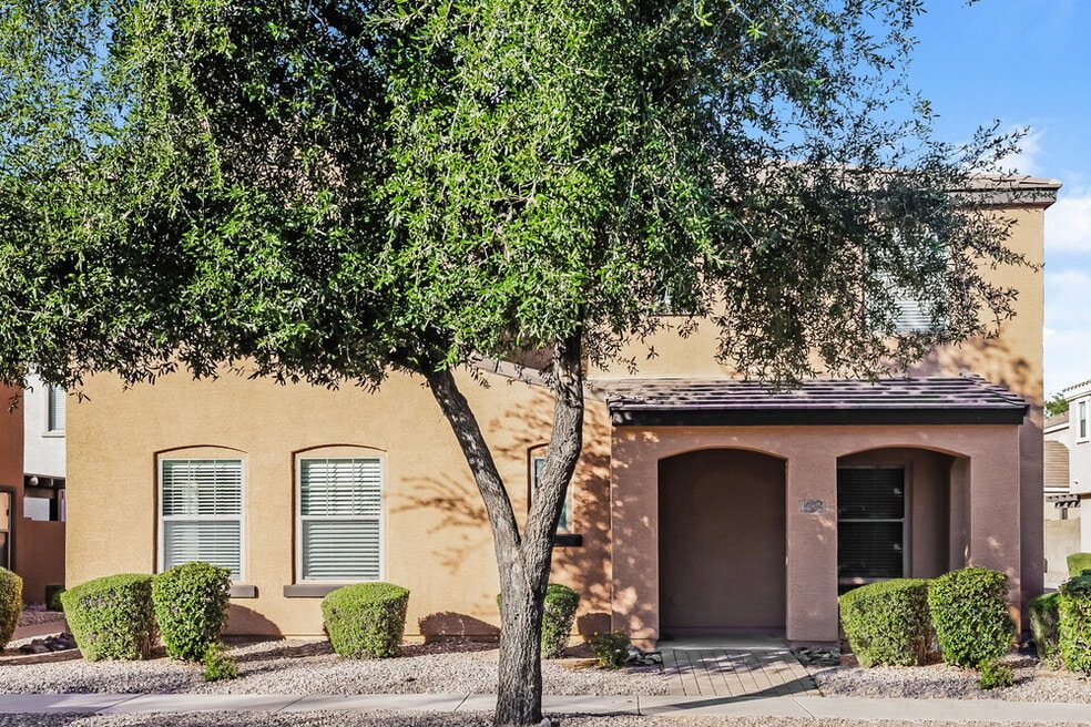 1872 S Seton Ave, Gilbert, AZ 85295 - photo 1