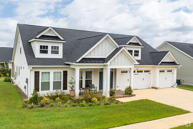 Brand new homes in Miccosukee Greenway in Tallahassee, FL are great for new home buyers.
