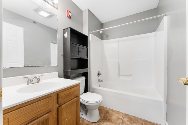 527 Grant Ave unit 102, Morgantown, WV 26505 - photo 3