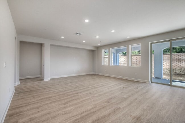 3042 Mesa Glen Place, Escondido, CA 92026 - photo 3