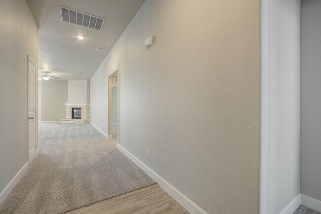 26563 W 83rd Terrace, Lenexa, KS 66227 - photo 4