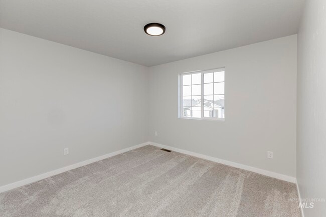 41 S Sweetgrass Ave, Nampa, ID 83651 - photo 7