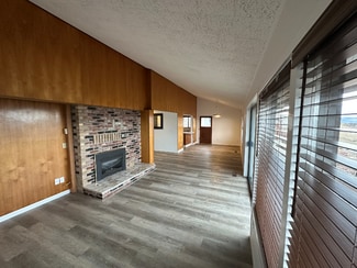 2384 Linda Vista Dr Unit 2, Klamath Falls, OR 97601