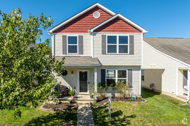 Stone Cliff subdivision offers spacious homes within the Bridgeview neighborhood.