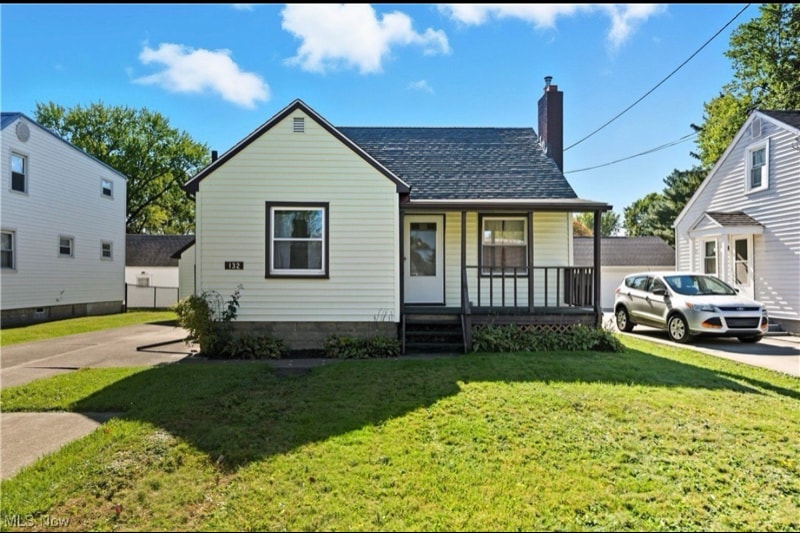 132 33rd St SE, Canton, OH 44707 - photo 1