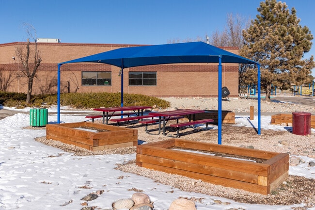 Pine Grove Elementary School