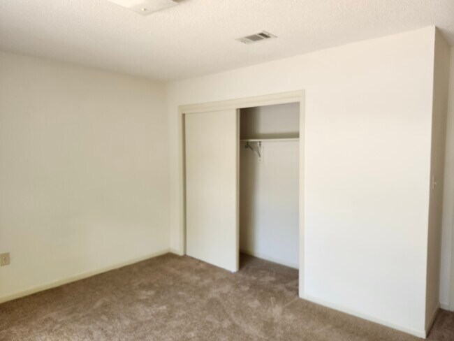 31 6th St, Shalimar, FL 32579 - photo 7