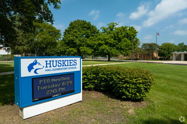 Hall Elementary School is a great starting place for education in Edgelawn Randall.