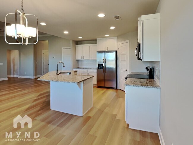 5902 SW Teppee Ave, Bentonville, AR 72713 - photo 6