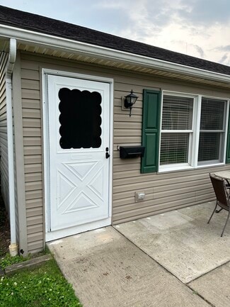 114 W Monroe St, Latrobe, PA 15650