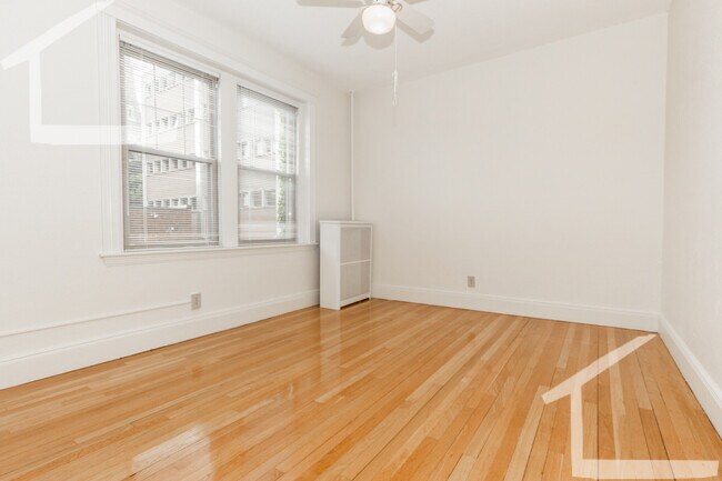 14 Alton Place unit 5, Brookline, MA 02446 - photo 6