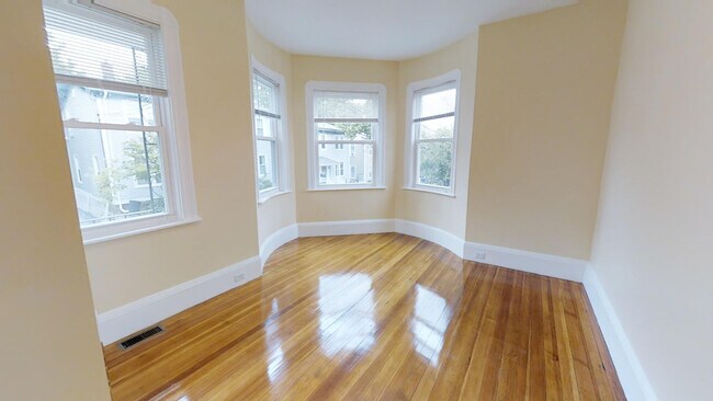 48 Lowell St unit 2, Somerville, MA 02143 - photo 7