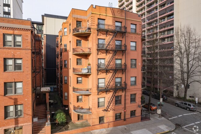 Clay & Tiffany, Portland, OR 97201 - photo 3