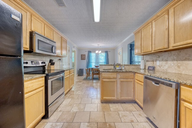 4235 King Arthur Place unit ID1043511P, Columbus, GA 31907 - photo 3