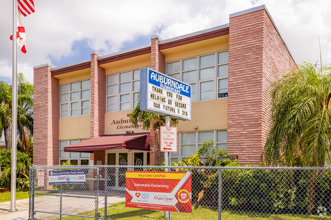 Auburndale Elementary School is looking forward on seeing new and old faces during the new year.