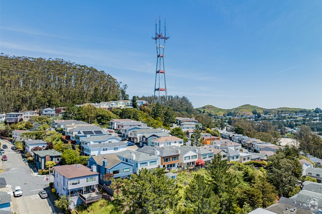 With a pleasing layout, homes in Forest Knolls accent the natural landscape.