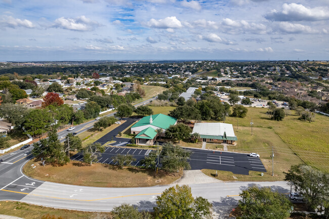 A beautiful aerial view of Citrus Heights Academy in Clermont.