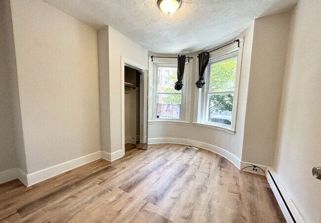 7 Warwick St unit 2, Roxbury Crossing, MA 02120 - photo 4