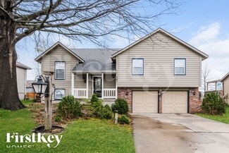 507 Belmont Dr, Raymore, MO 64083