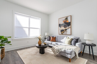 446 Irvine Turner Blvd, Newark, NJ 07108