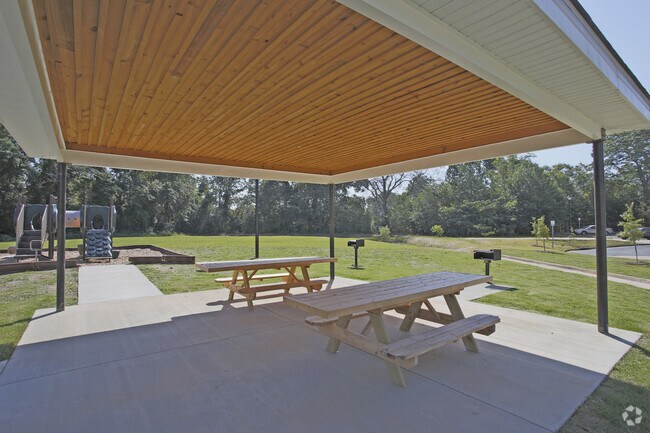 A.L. Miller Village, Macon, GA 31204 - photo 6