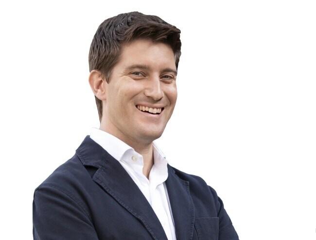 Agent Photo
