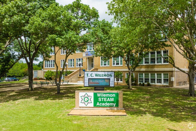Waxahachie students have the option to attend Wilemon STEAM Academy.