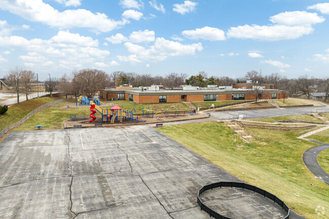 The teacher to student ratio is 12 to 1 at Craig Elementary School.