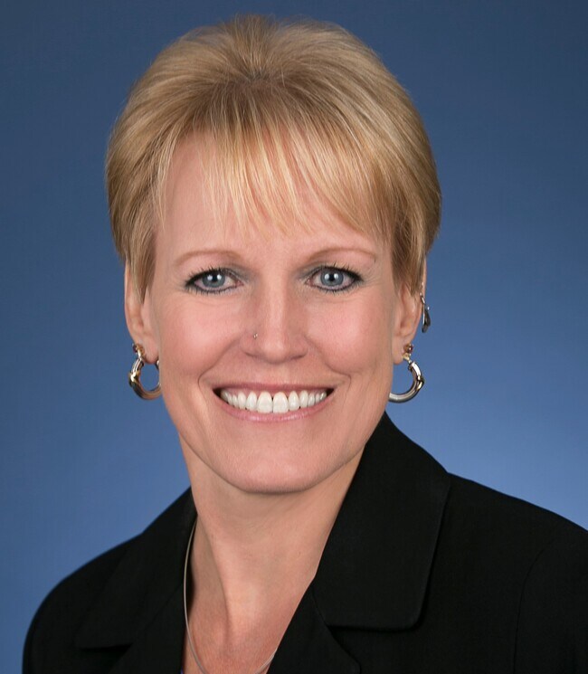 Pamela Smeagle