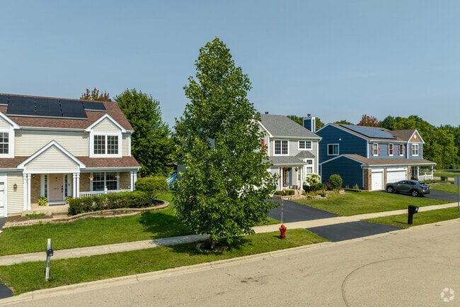 A range of home styles can be found along a single street in Big Woods Marmion.