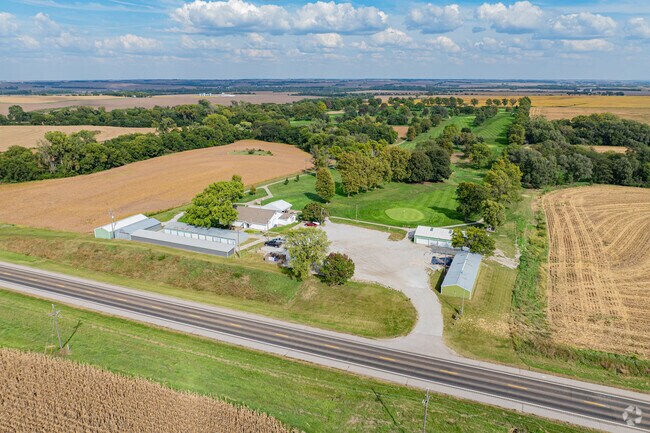 Auburn Country Club welcomes all for golf and outdoor enjoyment.