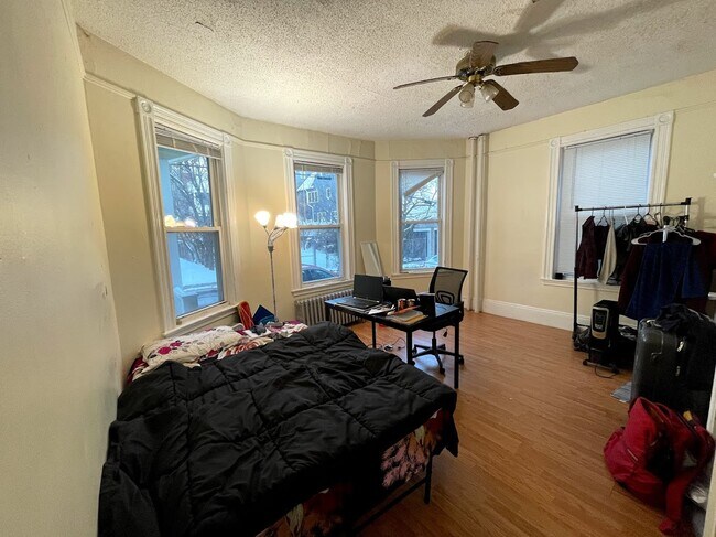 36 Cherokee St unit 3, Roxbury Crossing, MA 02120 - photo 5